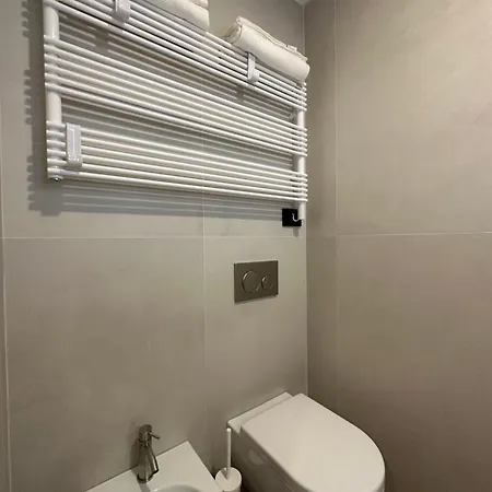 Flavors Of Milan, A Stylish Mini Loft Apartment *