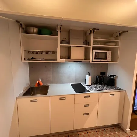 Flavors Of Milan, A Stylish Mini Loft Apartment *