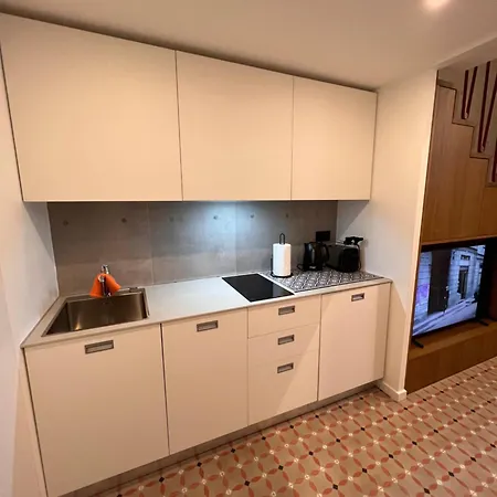 Flavors Of Milan, A Stylish Mini Loft