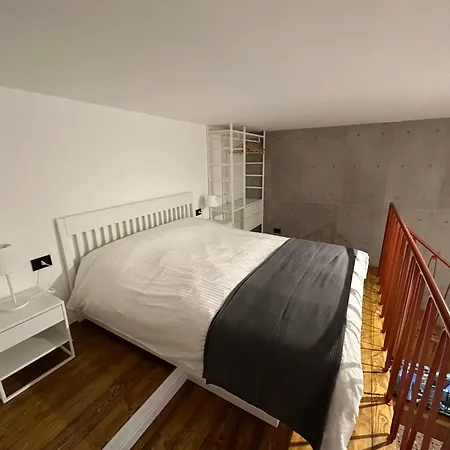 Flavors Of Milan, A Stylish Mini Loft Apartment Milan