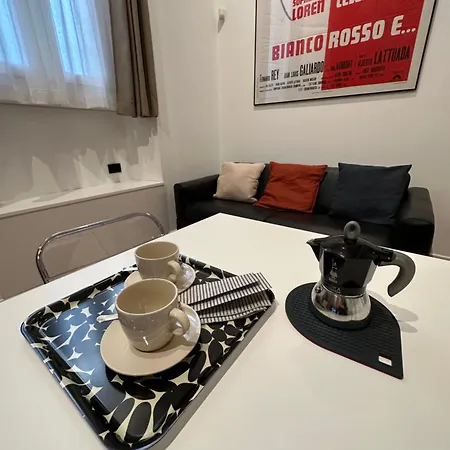 Flavors Of Milan, A Stylish Mini Loft Milan