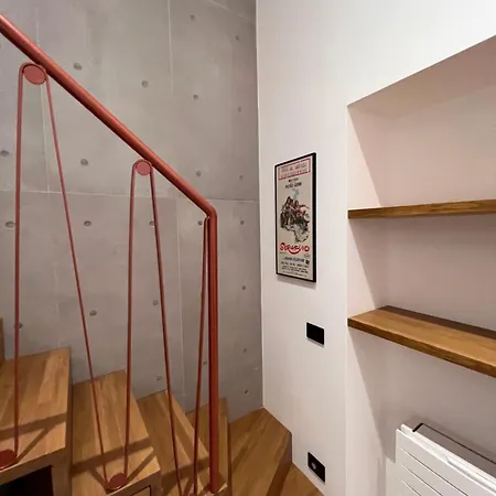 Flavors Of Milan, A Stylish Mini Loft Apartment Milan