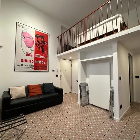 Flavors Of Milan, A Stylish Mini Loft Apartment Milan